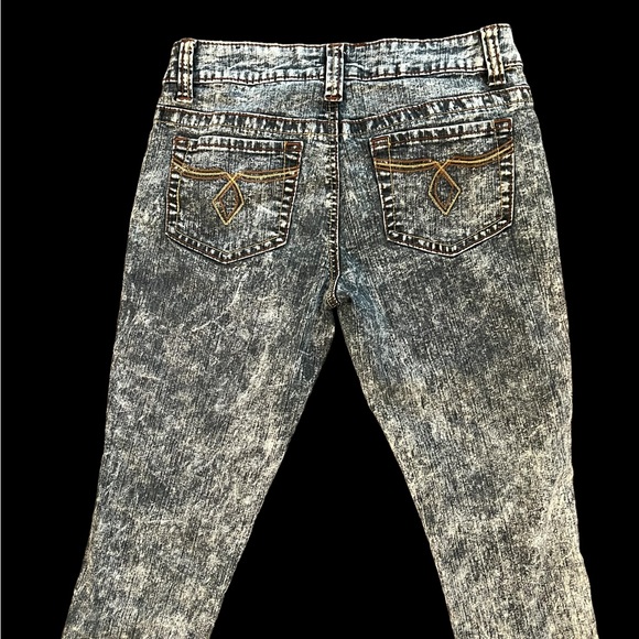 UPCYCLED ACID WASHED HAND PAINTED JEANS SIZE 7/8by WINKS AND KISSES ARTISTRY NWT - Picture 5 of 9
